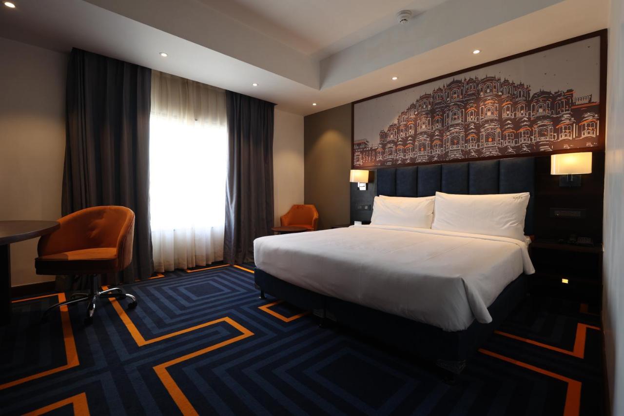Holiday Inn Express & Suites Jaipur Gopalpura Екстер'єр фото