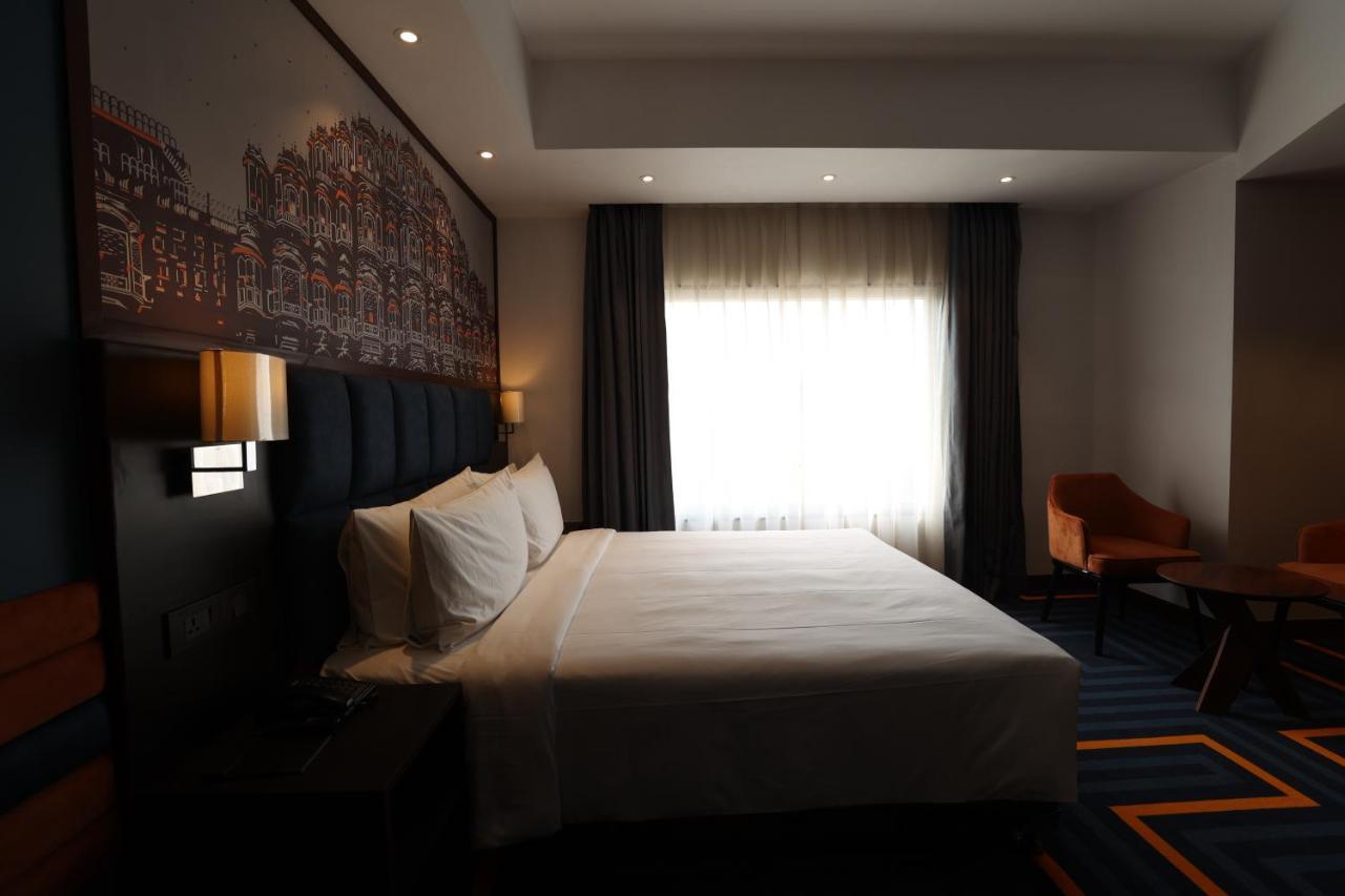 Holiday Inn Express & Suites Jaipur Gopalpura Екстер'єр фото