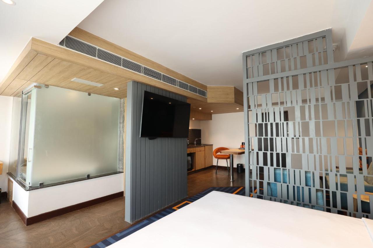 Holiday Inn Express & Suites Jaipur Gopalpura Екстер'єр фото