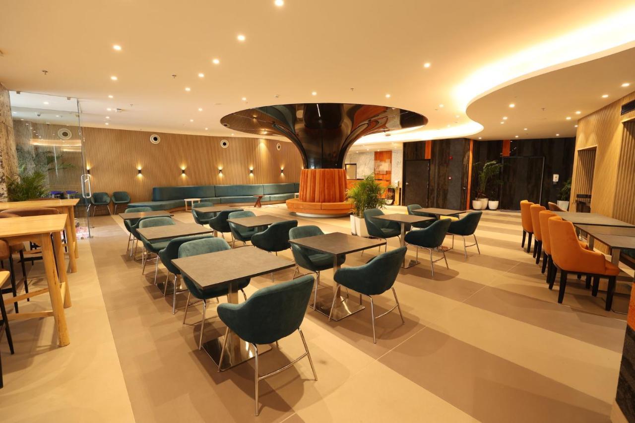 Holiday Inn Express & Suites Jaipur Gopalpura Екстер'єр фото
